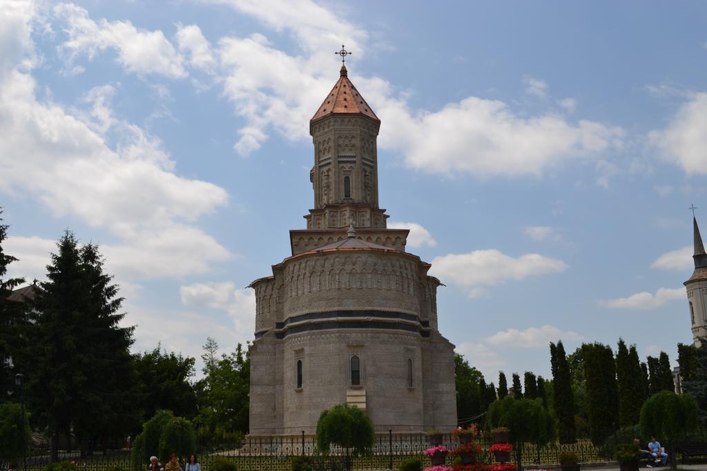 Casa de Oaspeți Sfântul Nicolae Iasi Exterior foto
